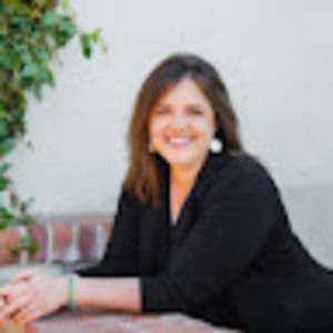 Meet your Posher, Cara lee